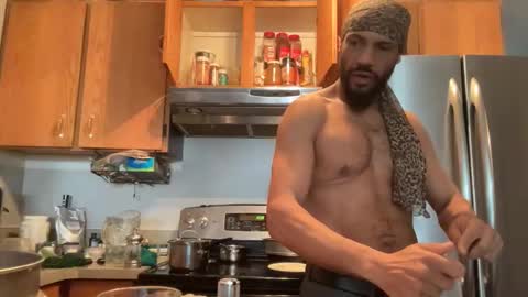 A Dick Ting online show from 04/08/26, 06:30