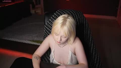 Kofi online show from 04/11/26, 09:30