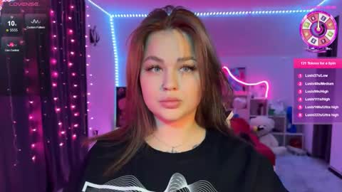 Mia online show from 12/05/25, 11:30