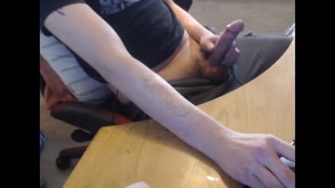 Kompura online show from 12/15/24, 05:20