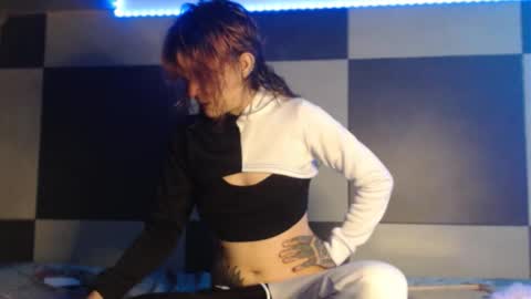 konekokawai online show from 09/12/25, 06:19