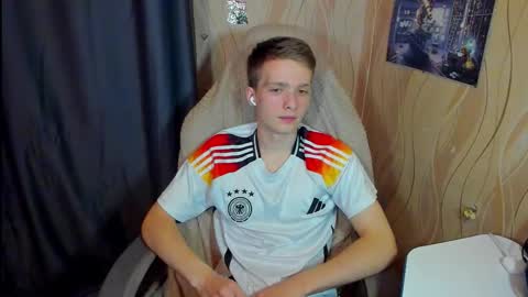 konnor_deviant online show from 10/09/25, 11:14