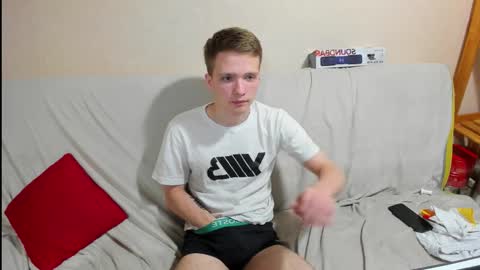 Snapshot of konnor_deviant chatting on 12/14/25, 10:47 konnor_deviant online show from 12/14/25, 10:47