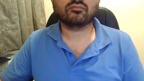 Cheeky pounder online show from 11/17/25, 04:13