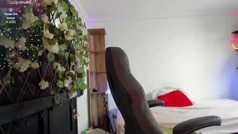 Kora Red online show from 02/10/26, 01:37