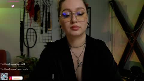 Snapshot of koracrosbie chatting on 01/18/25, 02:02 Kora TG channel online show from 01/18/25, 02:02