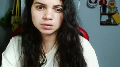 Snapshot of koranikky08 chatting on 01/06/25, 01:31 Karoll online show from 01/06/25, 01:31