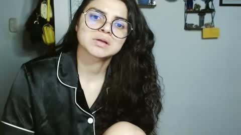 Karoll online show from 01/23/25, 03:05