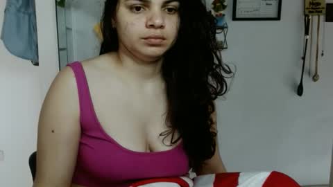 Snapshot of koranikky08 chatting on 10/05/25, 08:07 Karoll online show from 10/05/25, 08:07