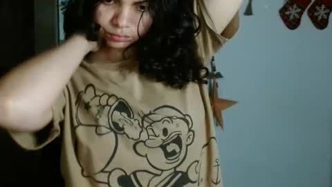 Snapshot of koranikky08 chatting on 12/16/25, 12:59 Karoll online show from 12/16/25, 12:59