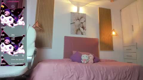 Snapshot of korarousee chatting on 09/14/25, 12:37 Kora online show from 09/14/25, 12:37