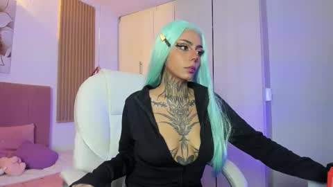 Snapshot of korarousee chatting on 10/16/25, 01:34 Kora online show from 10/16/25, 01:34