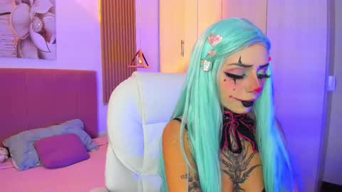 Snapshot of korarousee chatting on 10/31/25, 01:01 Kora online show from 10/31/25, 01:01