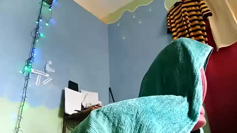 Prince makonnen  online show from 01/02/25, 05:39