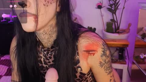 korolova online show from 10/07/25, 01:47