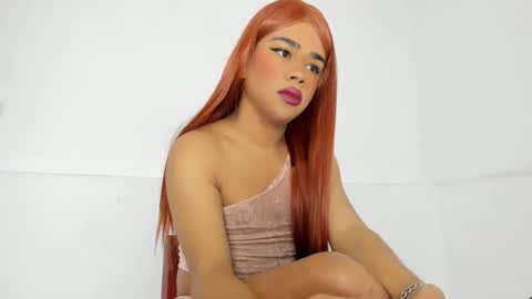 Snapshot of kory_bigcock20 chatting on 10/27/25, 01:48 Milagros online show from 10/27/25, 01:48