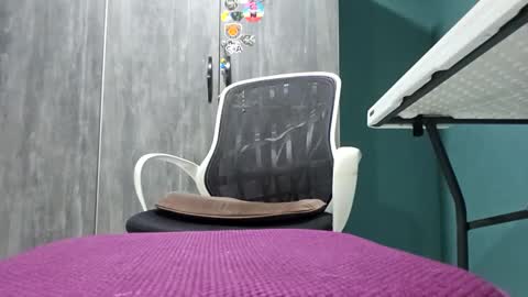 Koto Bombon online show from 01/19/26, 02:37