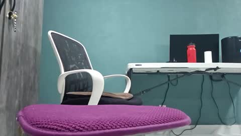 Koto Bombon online show from 02/18/26, 11:55