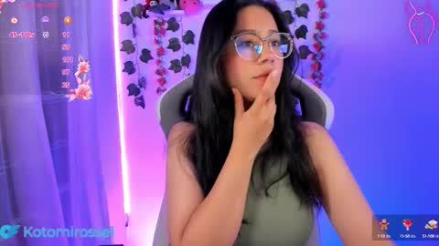 Kotomi online show from 09/09/25, 12:43