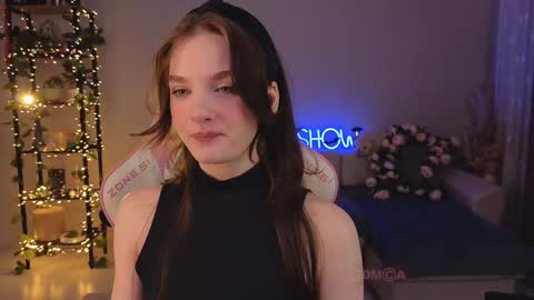 Snapshot of kottyaa_ch chatting on 12/05/24, 07:49 Kottyaa cb FOLLOWING online show from 12/05/24, 07:49