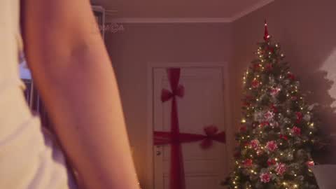 Snapshot of kottyaa_ch chatting on 01/01/25, 02:19 Kottyaa cb FOLLOWING online show from 01/01/25, 02:19