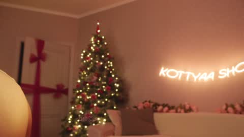 Snapshot of kottyaa_ch chatting on 01/02/25, 12:34 Kottyaa cb FOLLOWING online show from 01/02/25, 12:34