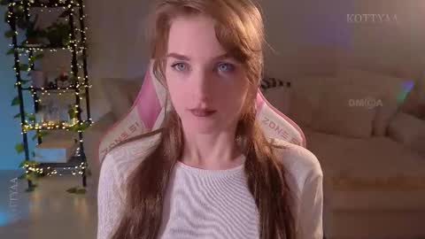 Snapshot of kottyaa_ch chatting on 10/05/25, 12:53 Kottyaa cb FOLLOWING online show from 10/05/25, 12:53