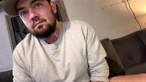 koululier23 online show from 04/04/26, 05:16