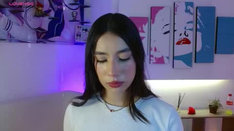 Elizabeth online show from 02/11/26, 12:10