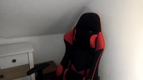 Snapshot of kozik1992 chatting on 01/06/25, 06:41 Bartek online show from 01/06/25, 06:41