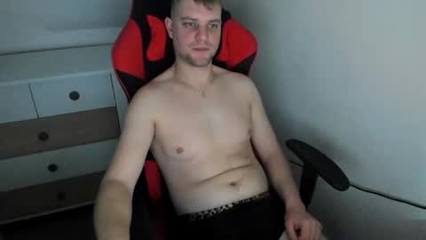 Snapshot of kozik1992 chatting on 01/11/25, 06:03 Bartek online show from 01/11/25, 06:03