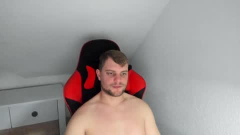 Snapshot of kozik1992 chatting on 02/09/25, 01:22 Bartek online show from 02/09/25, 01:22