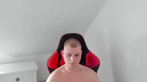 Snapshot of kozik1992 chatting on 02/22/25, 12:51 Bartek online show from 02/22/25, 12:51