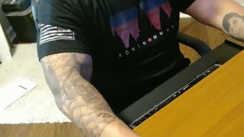 Snapshot of kp253 chatting on 09/27/25, 09:31 KP online show from 09/27/25, 09:31