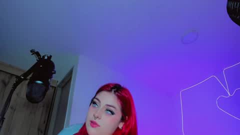 Snapshot of kpayton99 chatting on 01/22/25, 09:24 Khloe online show from 01/22/25, 09:24