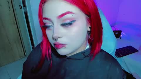 Snapshot of kpayton99 chatting on 02/26/25, 06:58 Khloe online show from 02/26/25, 06:58