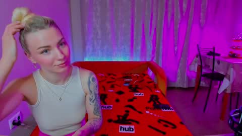 Lisandra online show from 03/02/25, 09:43