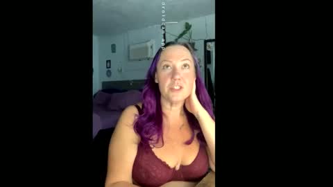 kreamyk420 online show from 04/24/26, 02:19