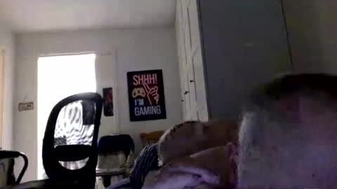 Snapshot of kreolsk34 chatting on 11/01/25, 01:40 kreolsk34 online show from 11/01/25, 01:40