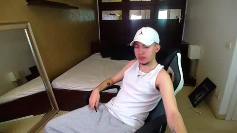 KrewVaughn online show from 03/21/26, 05:34