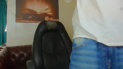 KrewVaughn online show from 04/06/26, 08:48