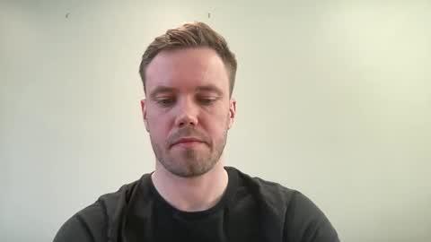 kris4kris4 online show from 04/20/26, 02:42