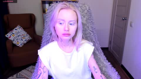 Snapshot of kris_grant chatting on 12/22/24, 11:00 kris_grant online show from 12/22/24, 11:00