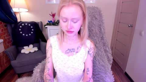 Snapshot of kris_grant chatting on 01/15/25, 10:17 kris_grant online show from 01/15/25, 10:17