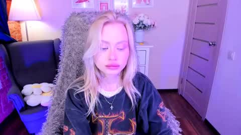 Snapshot of kris_grant chatting on 03/01/25, 10:13 kris_grant online show from 03/01/25, 10:13