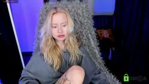 Snapshot of kris_grant chatting on 03/05/25, 02:12 kris_grant online show from 03/05/25, 02:12