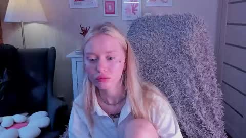 Snapshot of kris_grant chatting on 09/26/25, 10:19 kris_grant online show from 09/26/25, 10:19