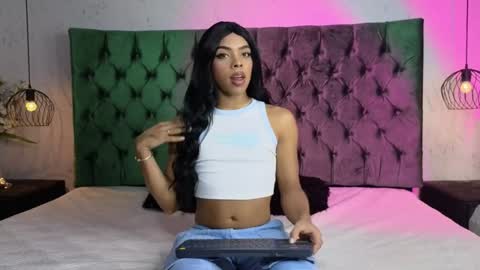 Snapshot of kris_kane chatting on 01/10/25, 11:18 kriss online show from 01/10/25, 11:18