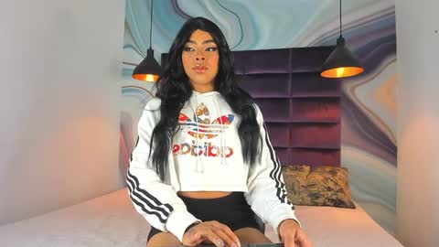 Snapshot of kris_kane chatting on 01/23/25, 11:47 kriss online show from 01/23/25, 11:47