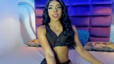 Snapshot of kris_kane chatting on 02/18/25, 11:19 kriss online show from 02/18/25, 11:19